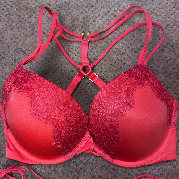 Victoria secrets bra set - Picture 4 of 6